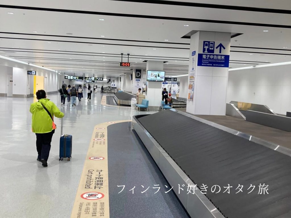 新千歳空港のただっ広い預け入れ荷物受け取りコーナー