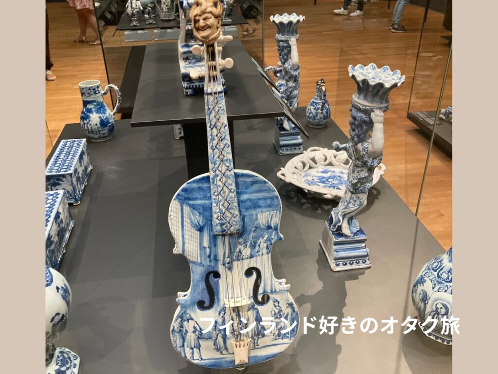 デルフト陶器のバイオリンまで展示されていました！